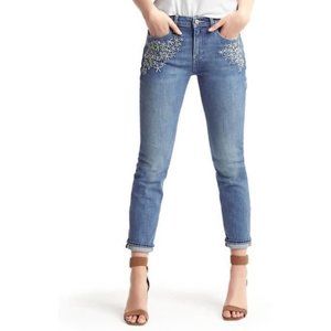 GAP - Authentic best girlfriend daisy embroidered jeans